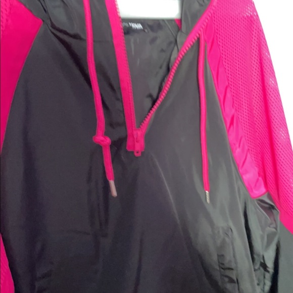 Pink and black windbreaker brand new never worn - Picture 5 of 7